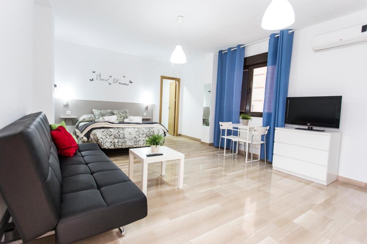C&V Apartamentos - Horno De Marina Гранада Экстерьер фото